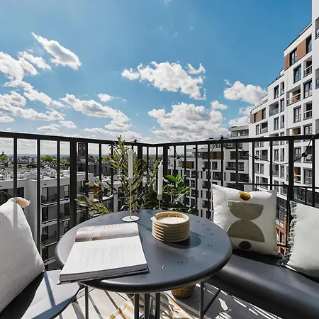 Cracow Palm Apartment